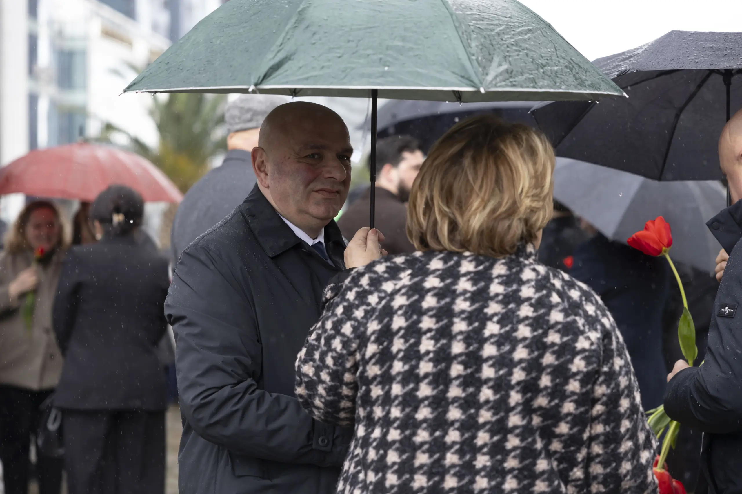 37 წელი 9 აპრილიდან