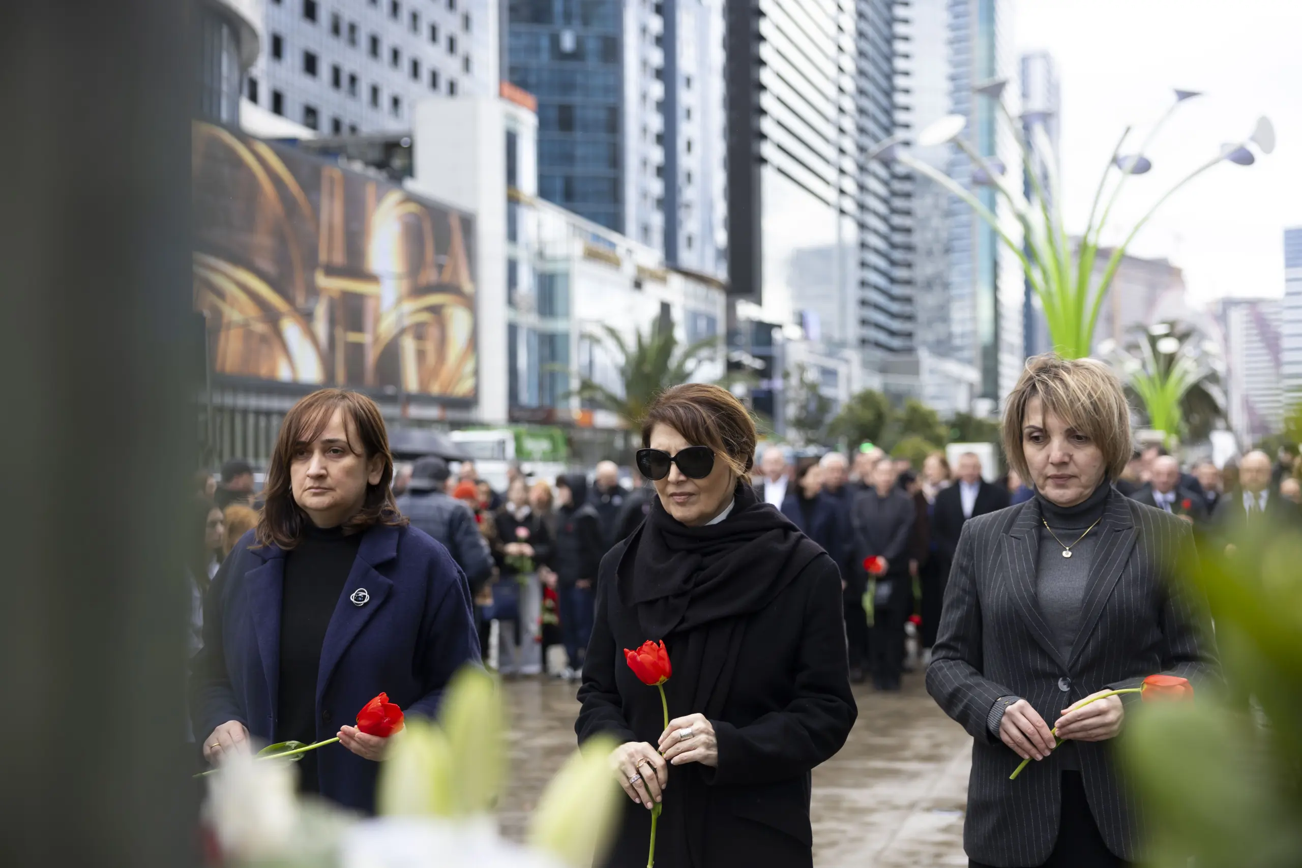 37 წელი 9 აპრილიდან