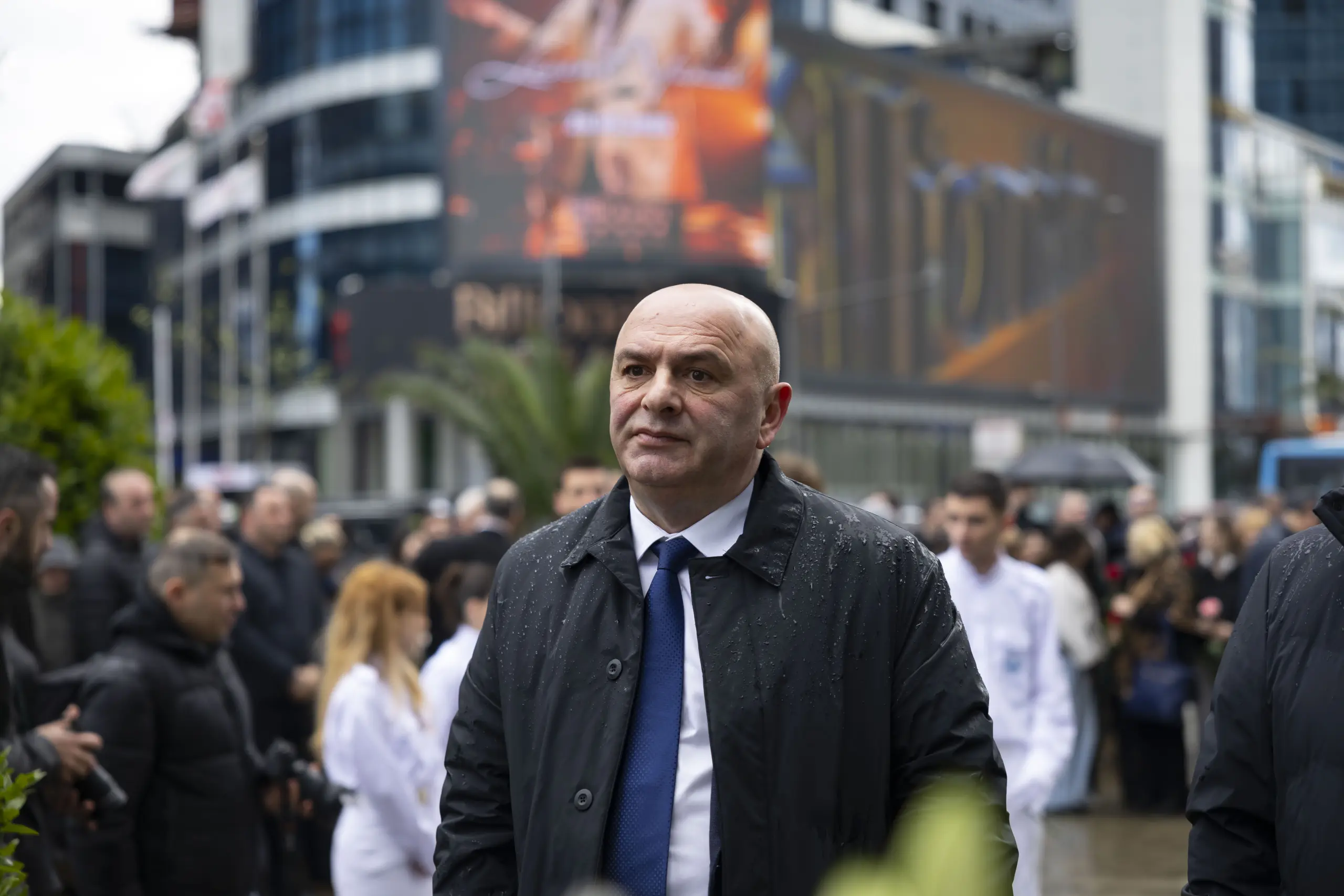 37 წელი 9 აპრილიდან