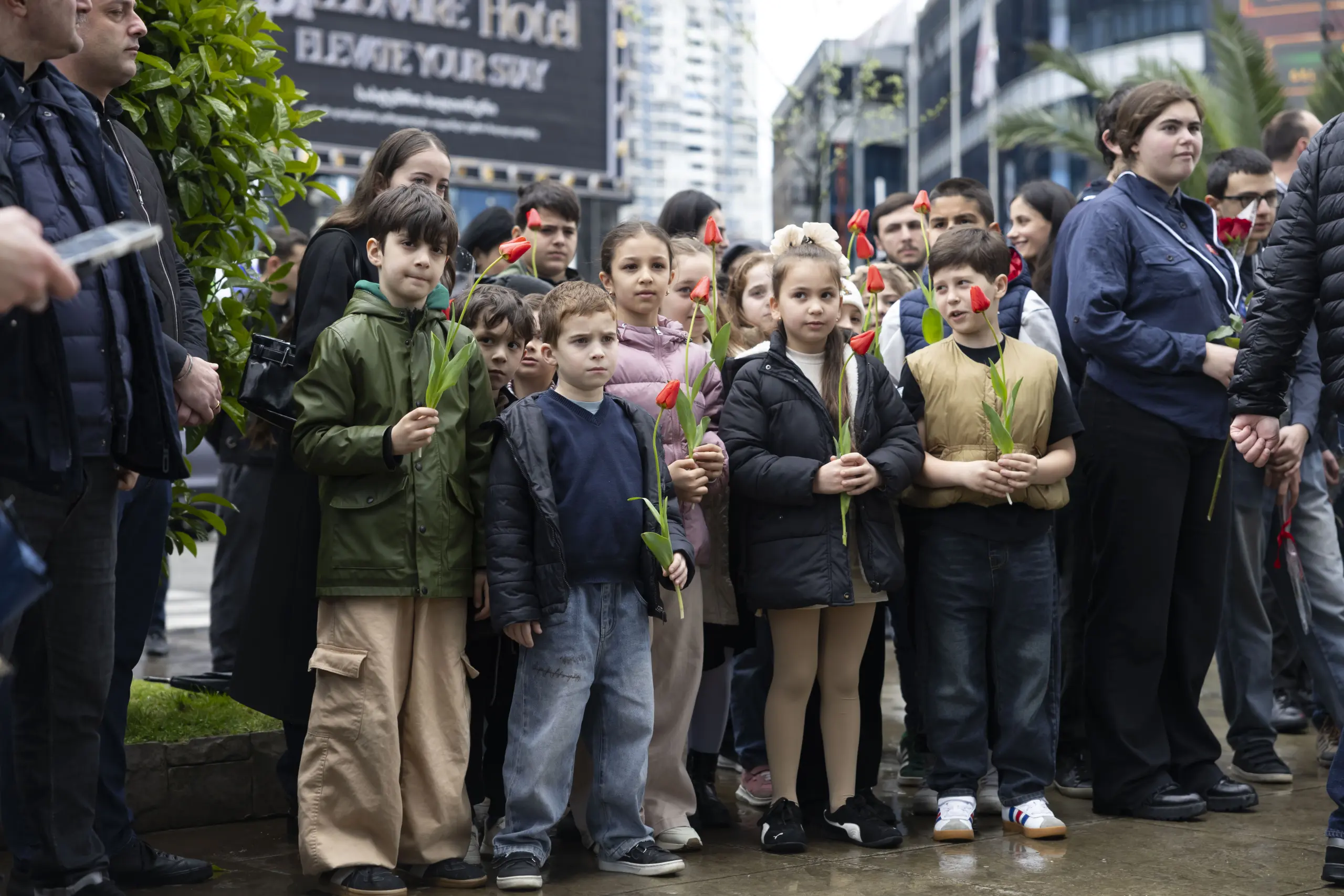 37 წელი 9 აპრილიდან