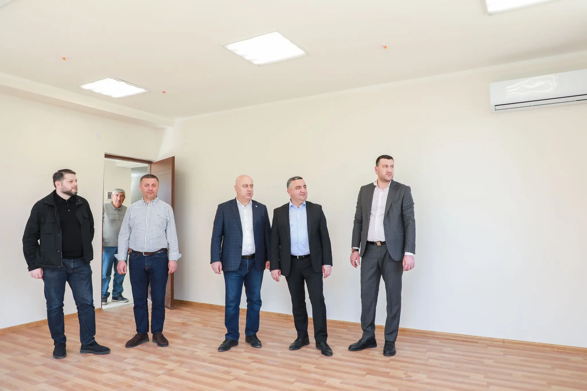 მინდია დიასამიძემ განთიადის საბავშვო ბაღის მშენებლობა დაათვალიერა