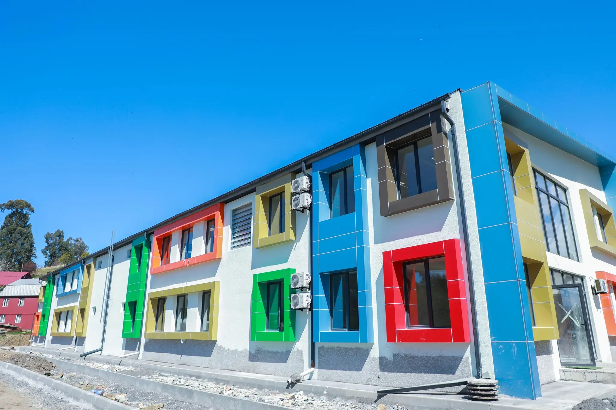 მინდია დიასამიძემ განთიადის საბავშვო ბაღის მშენებლობა დაათვალიერა