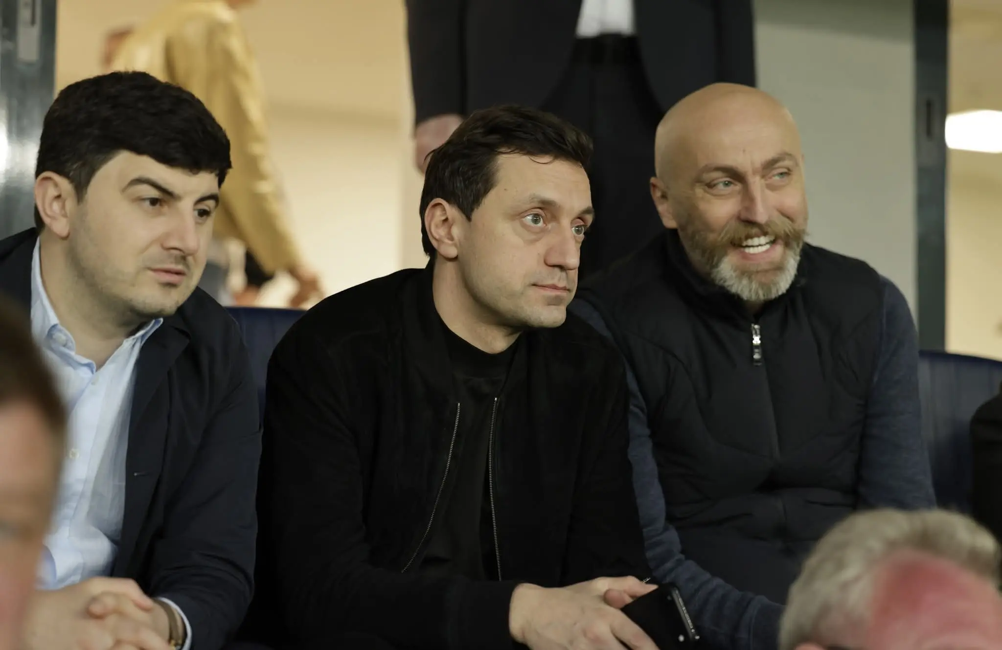 აჭარის უმაღლესი საბჭოსა და მთავრობის თავმჯდომარეები - ცოტნე ანანიძე და სულხან თამაზაშვილი, უმაღლესი საბჭოს წევრებთან ერთად, საფეხბურთო კლუბ „დინამო ბათუმის“ თამაშს დაესწრნენ