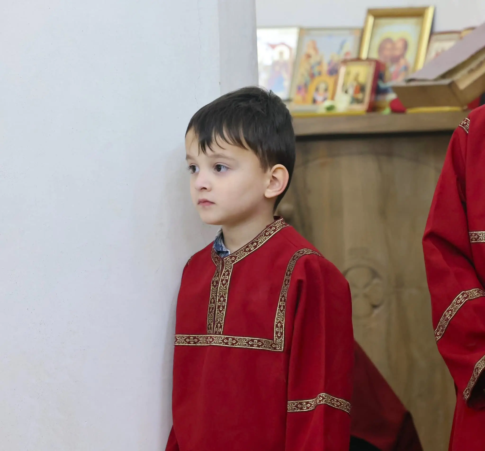 აჭარის უმაღლესი საბჭოსა და მთავრობის თავმჯდომარეები - ცოტნე ანანიძე და სულხან თამაზაშვილი სააღდგომო ლიტურგიას დაესწრნენ