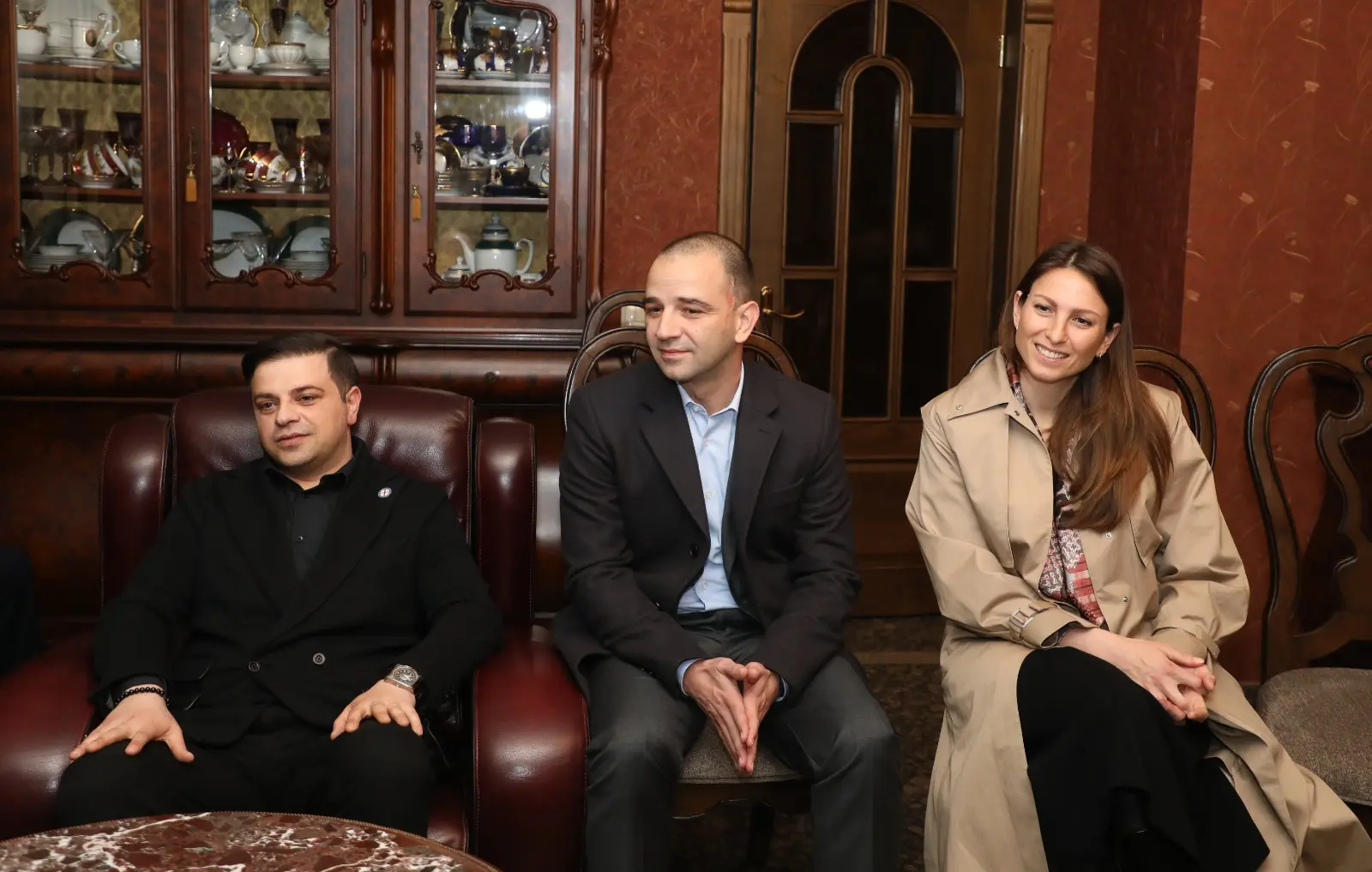 აჭარის უმაღლესი საბჭოსა და მთავრობის თავმჯდომარეები - ცოტნე ანანიძე და სულხან თამაზაშვილი სააღდგომო ლიტურგიას დაესწრნენ