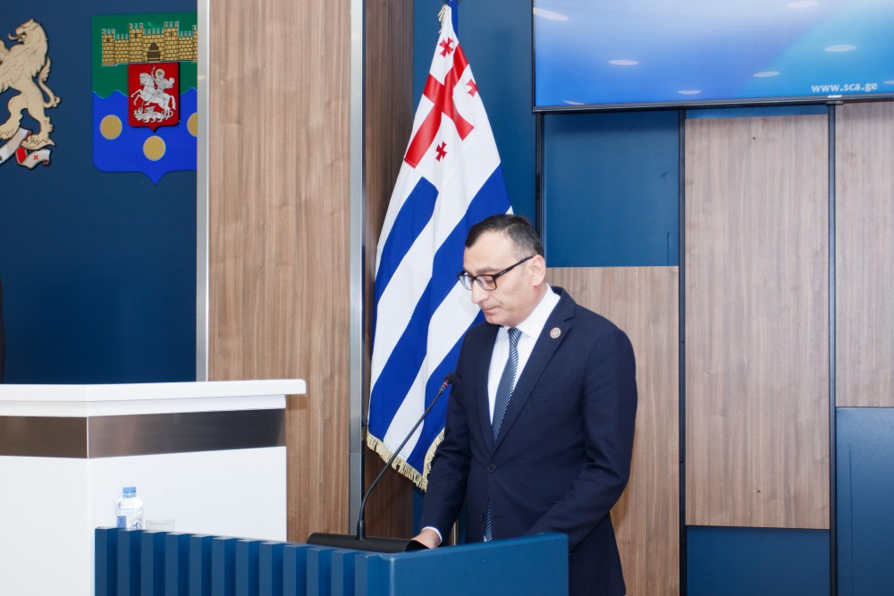 ახალარჩეული უმაღლესი საბჭოს პირველი სხდომა გაიმართა