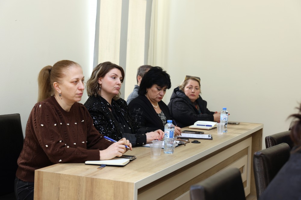  დავით გაბაიძე და სოზარ სუბარი ქედის სამოქალაქო ბიუჯეტის პროგრამის პრეზენტაციას დაესწრნენ