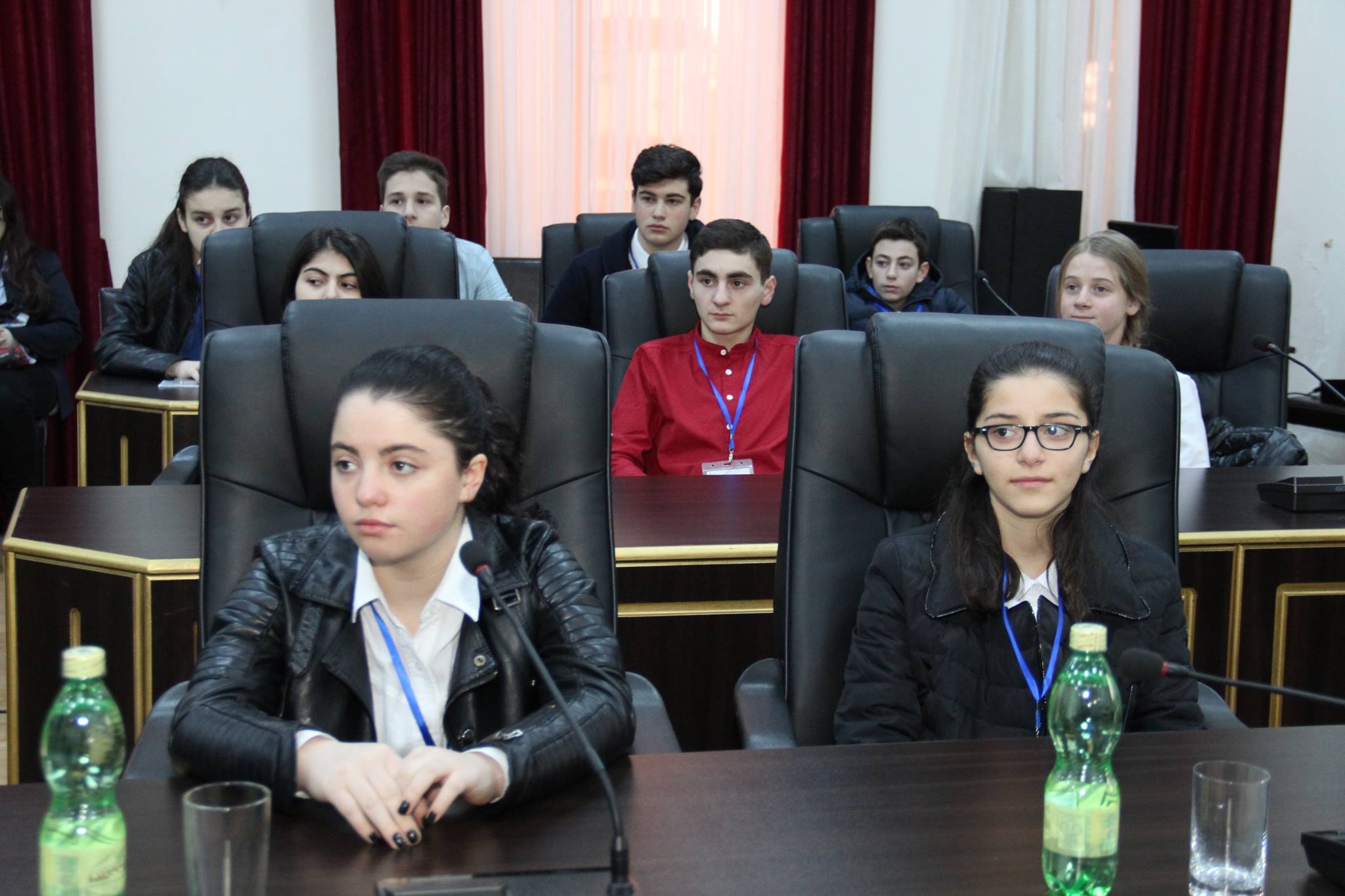 „გაეროს ახალგაზრდული ასამბლეის“ დელეგატები უმაღლეს საბჭოში