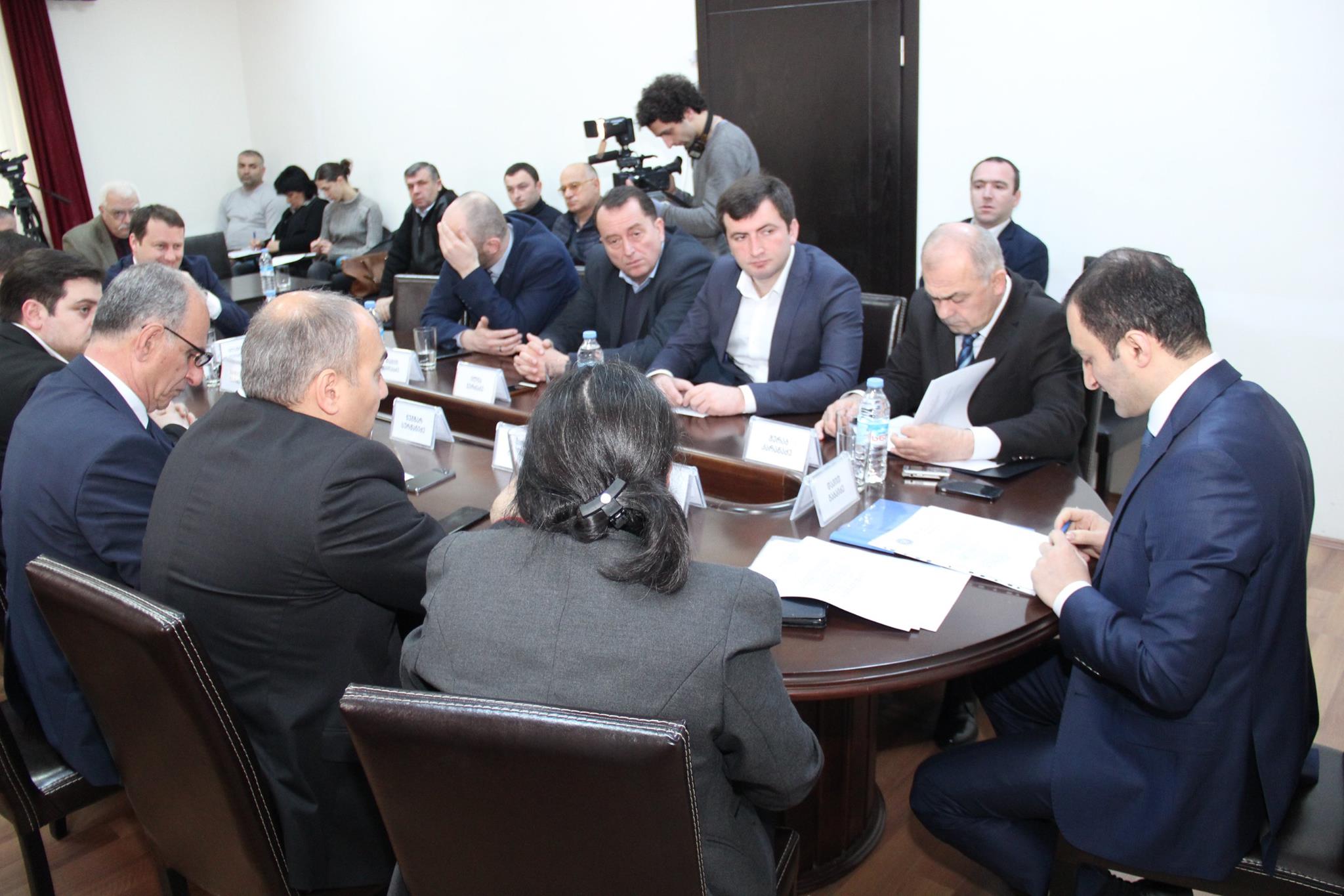 ბიურომ პლენარული სხდომის დღის წესრიგი განსაზღვრა