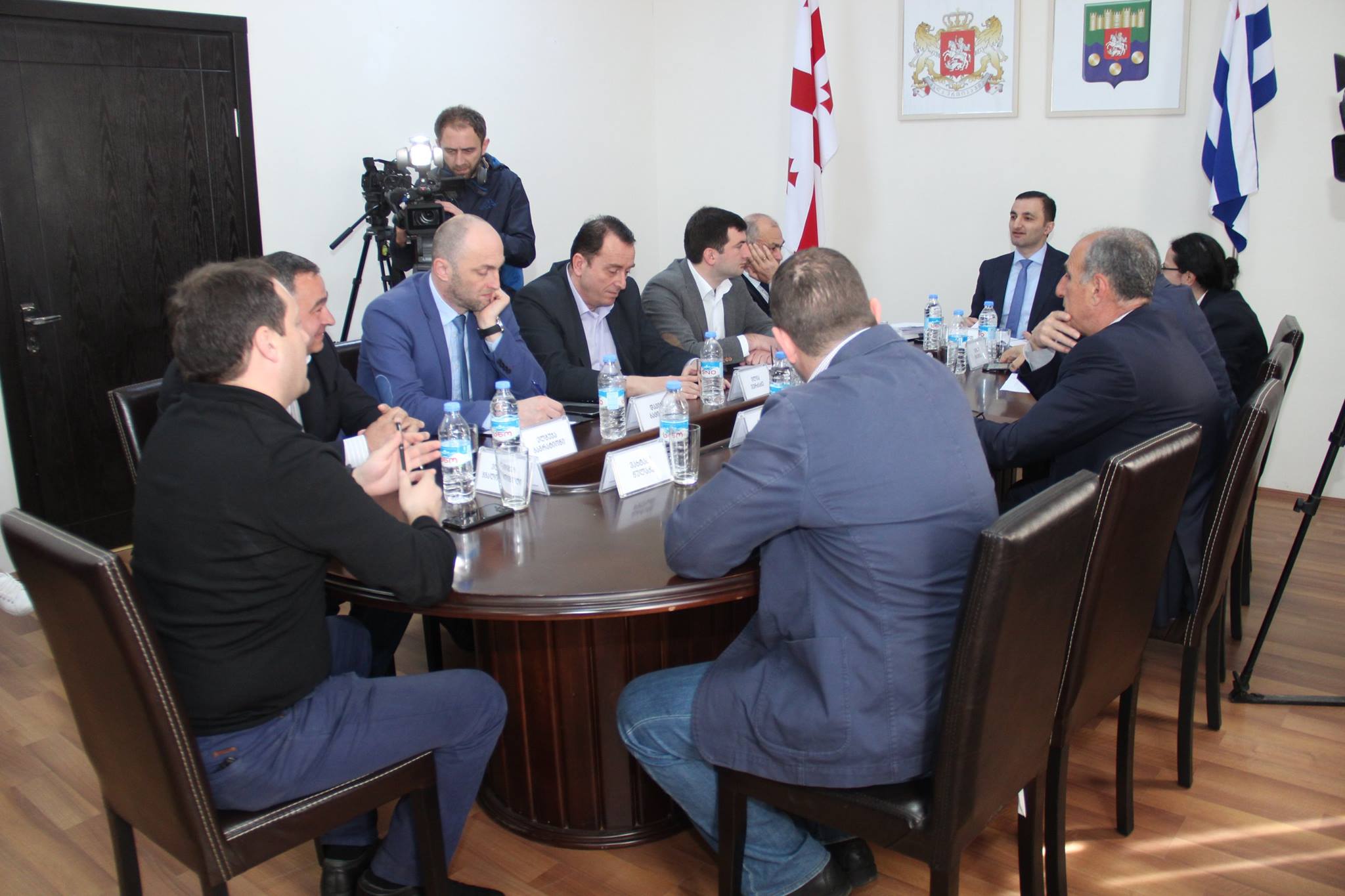 ბიუროს 4 აპრილის სხდომა