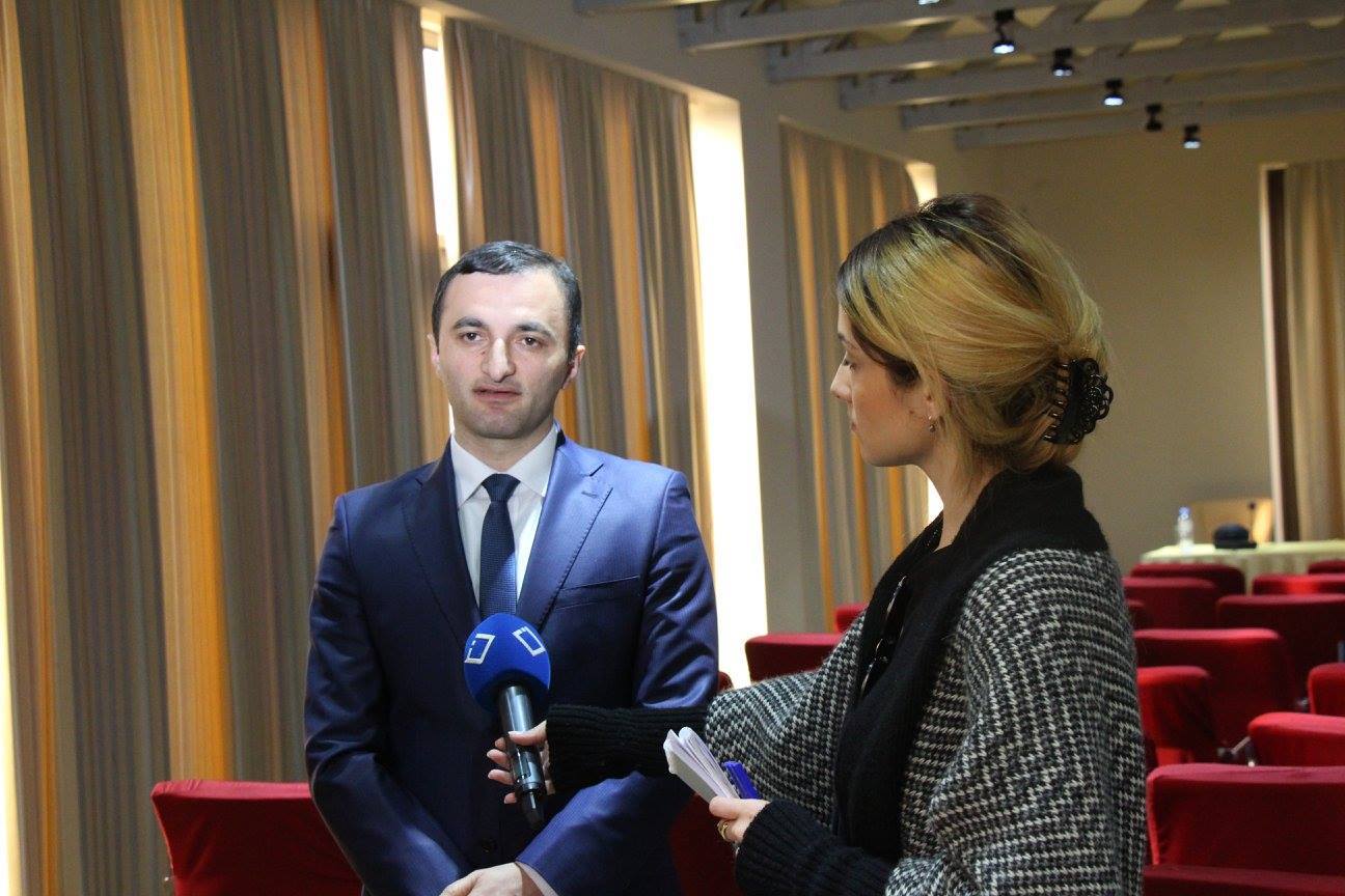 შეხვედრა ახალგაზრდული ფორუმის მონაწილეებთან