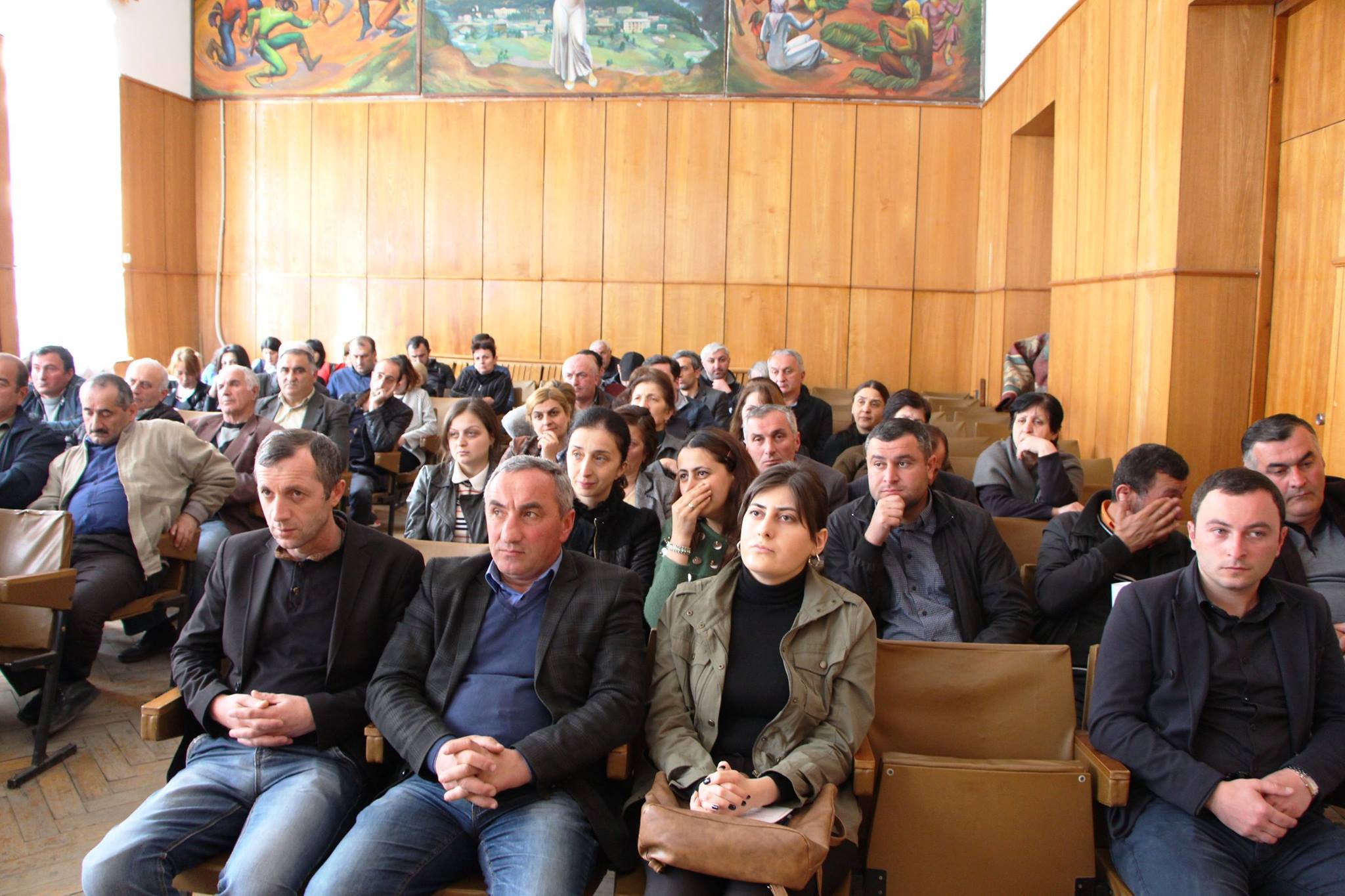 შუახეველ ფერმერებს აგრარული მიზნობრივი პროგრამები გააცნეს