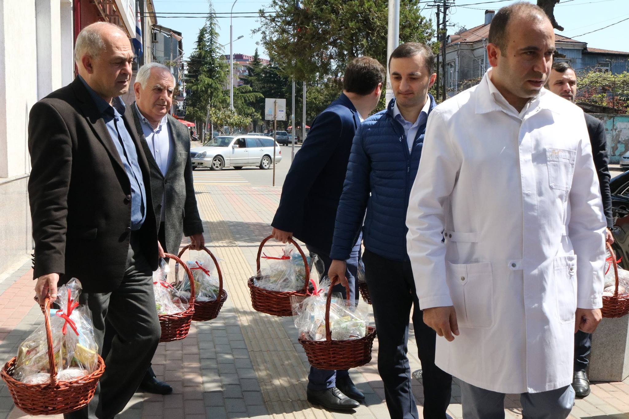 სააღდგომო აქცია ბათუმის მედ-ცენტრში