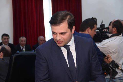 ცოტნე ანანიძემ ბავშვებს 1 ივნისი მიულოცა 