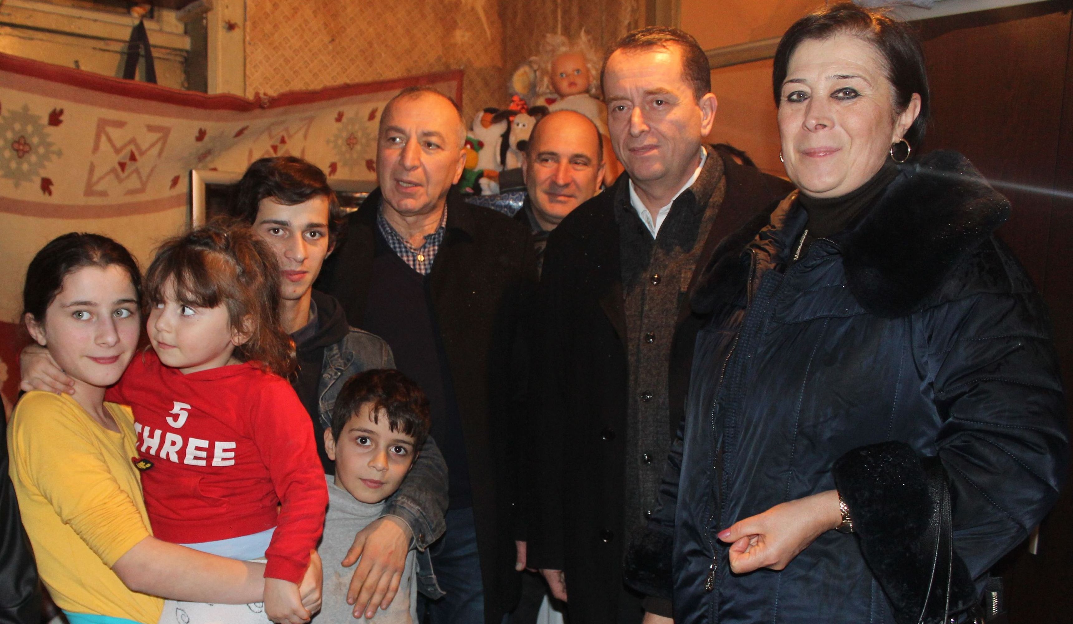 საშობაო-საახალწლო საჩუქრები მრავალშვილიანებს