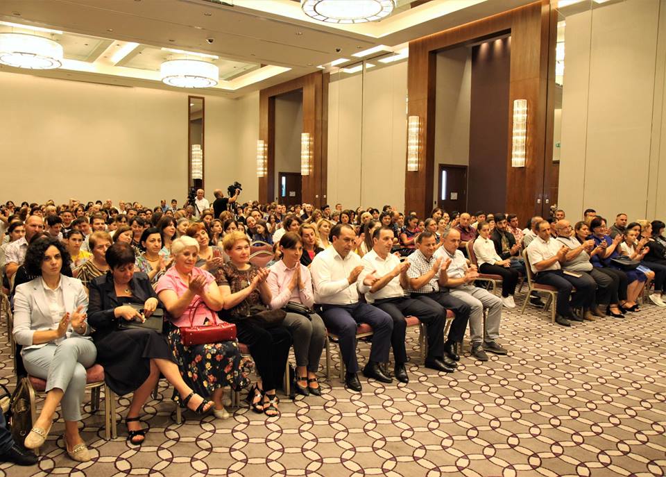 ლადო მგალობლიშვილი დაჯილდოების ღონისძიებას დაესწრო