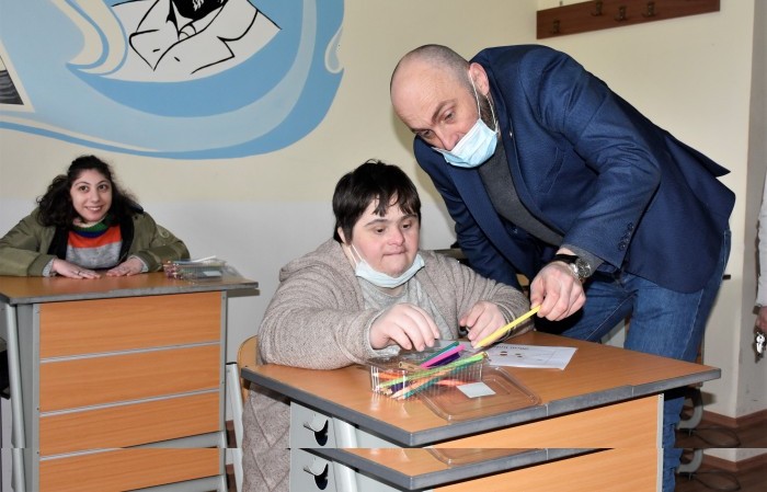 დავით ბაციკაძე სკოლის სპეციალური საგანმანათლებლო საჭიროების მქონე ბავშვებთან