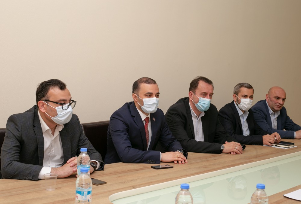 ორი საკანონმდებლო ორგანოს წარმომადგენლების სამუშაო შეხვედრა აჭარის უმაღლეს საბჭოში