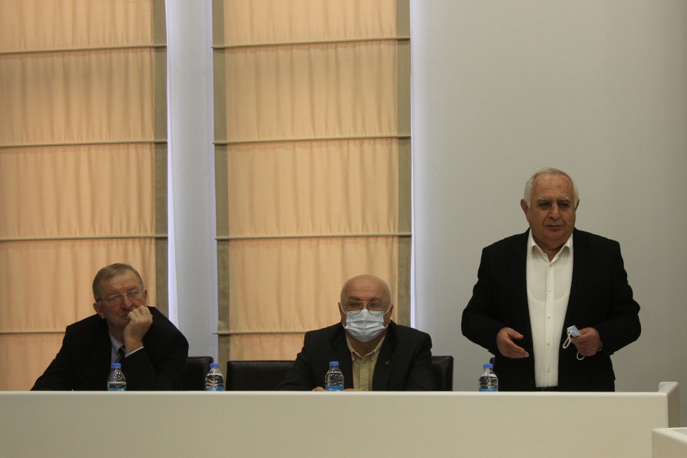 ბათუმის საჯარო სკოლები აჭარის უმაღლესი საბჭოს მადლობის სიგელებით დაჯილდოვდნენ