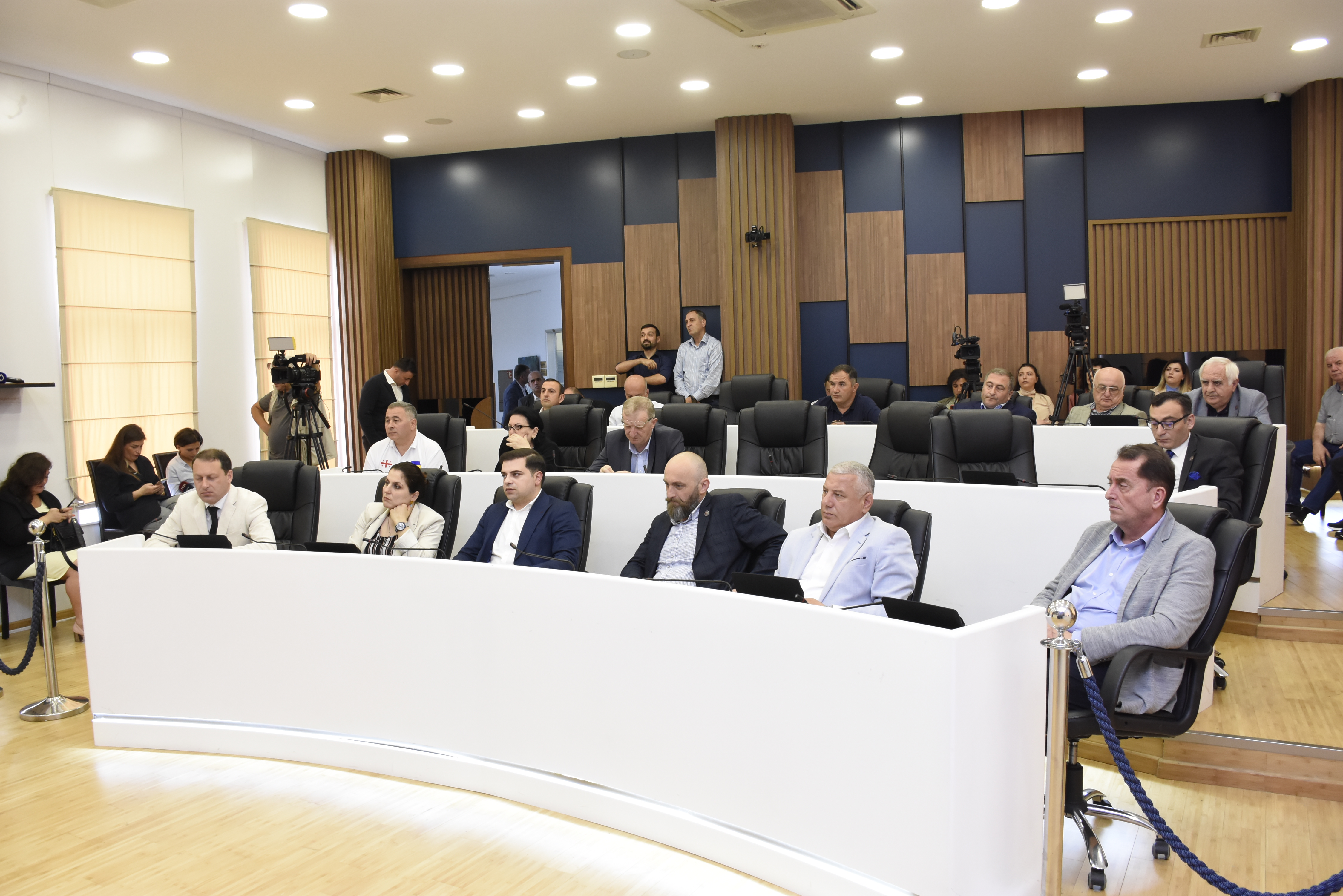 აჭარის უმაღლესმა საბჭომ, რიგგარეშე სესიაზე, 2022 წლის რესპუბლიკურ ბიუჯეტში შესატანი ცვლილებები მიიღო