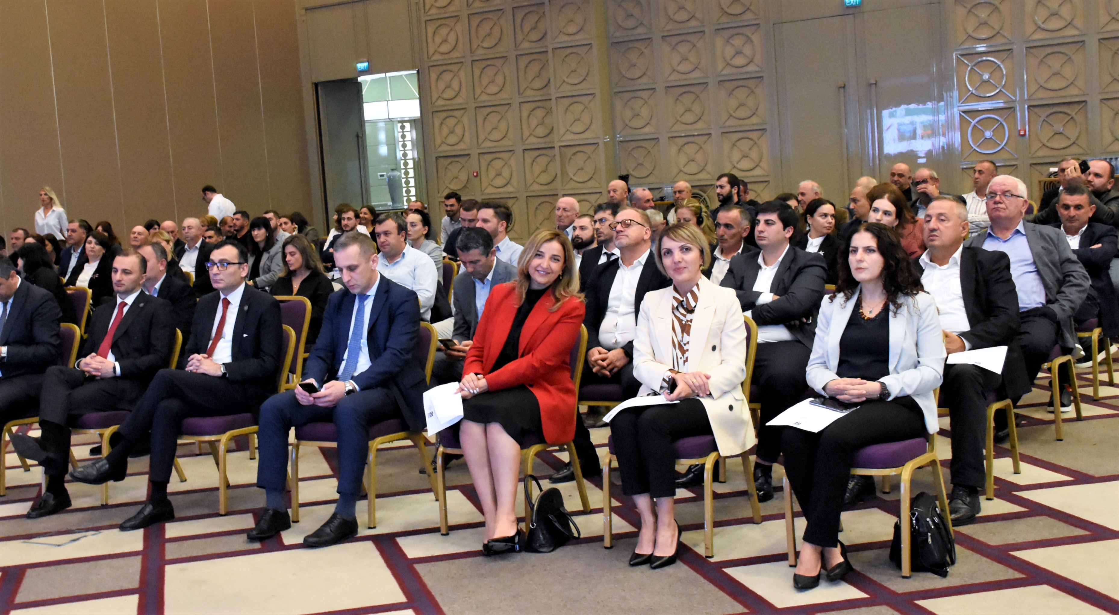 აჭარის უმაღლესი საბჭოს თავმჯდომარემ,  ბათუმში, ფორუმი  გახსნა