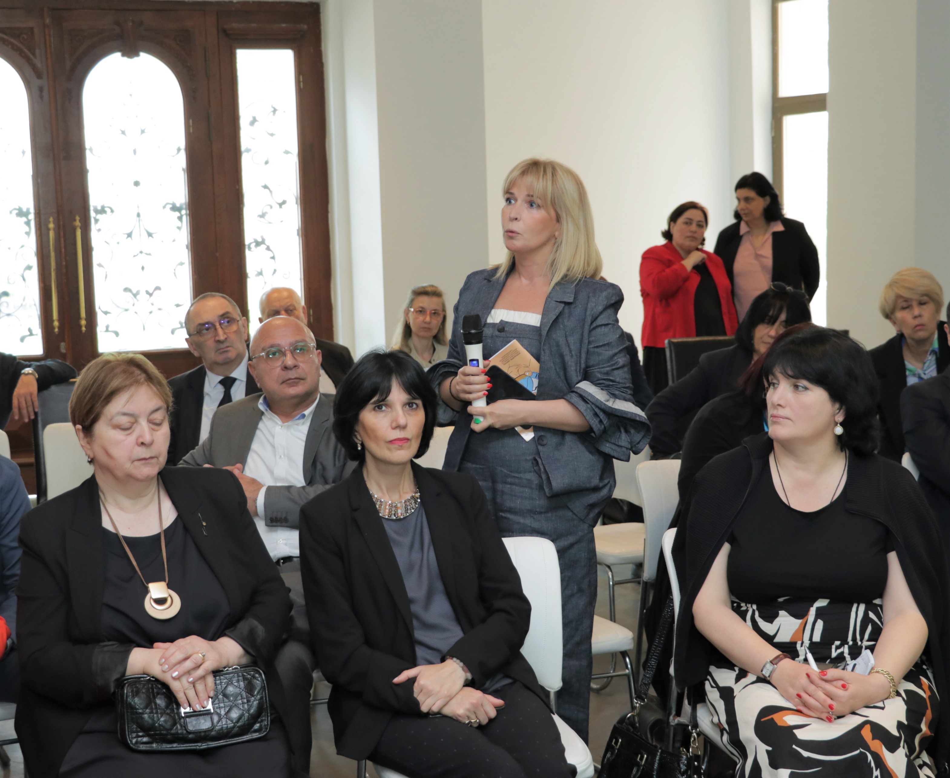 პარლამენტის ჯანმრთელობის დაცვისა და სოციალურ საკითხთა კომიტეტის მორიგი სამუშაო შეხვედრა გაიმართა