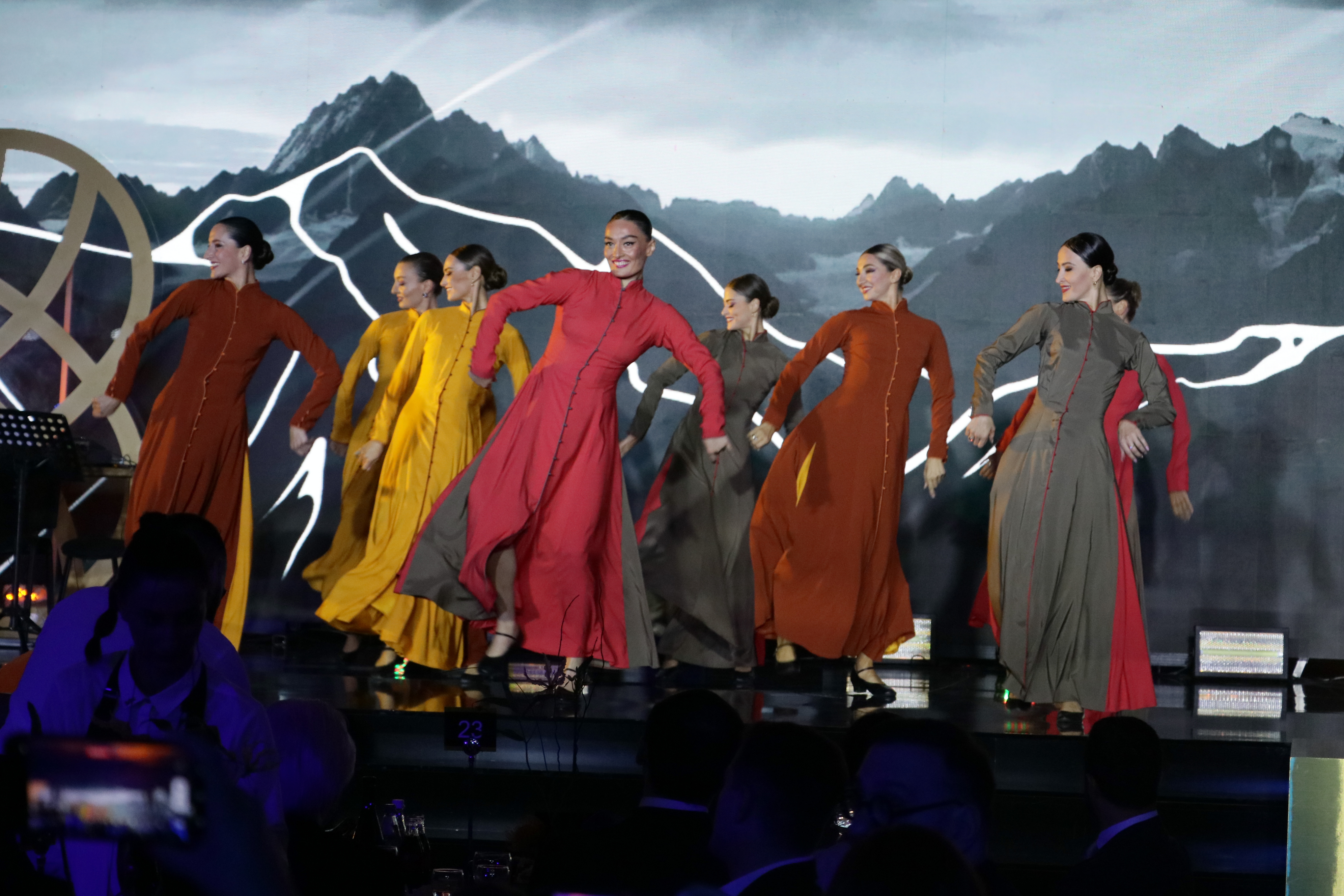 აჭარა ევროპის ყველა სეზონის ტურისტულ მიმართულებად დასახელდა - ბათუმში, World Travel Awards-ის გალაცერემონიაზე, „ტურიზმის ოსკარის“ ნომინანტები დაჯილდოვდნენ