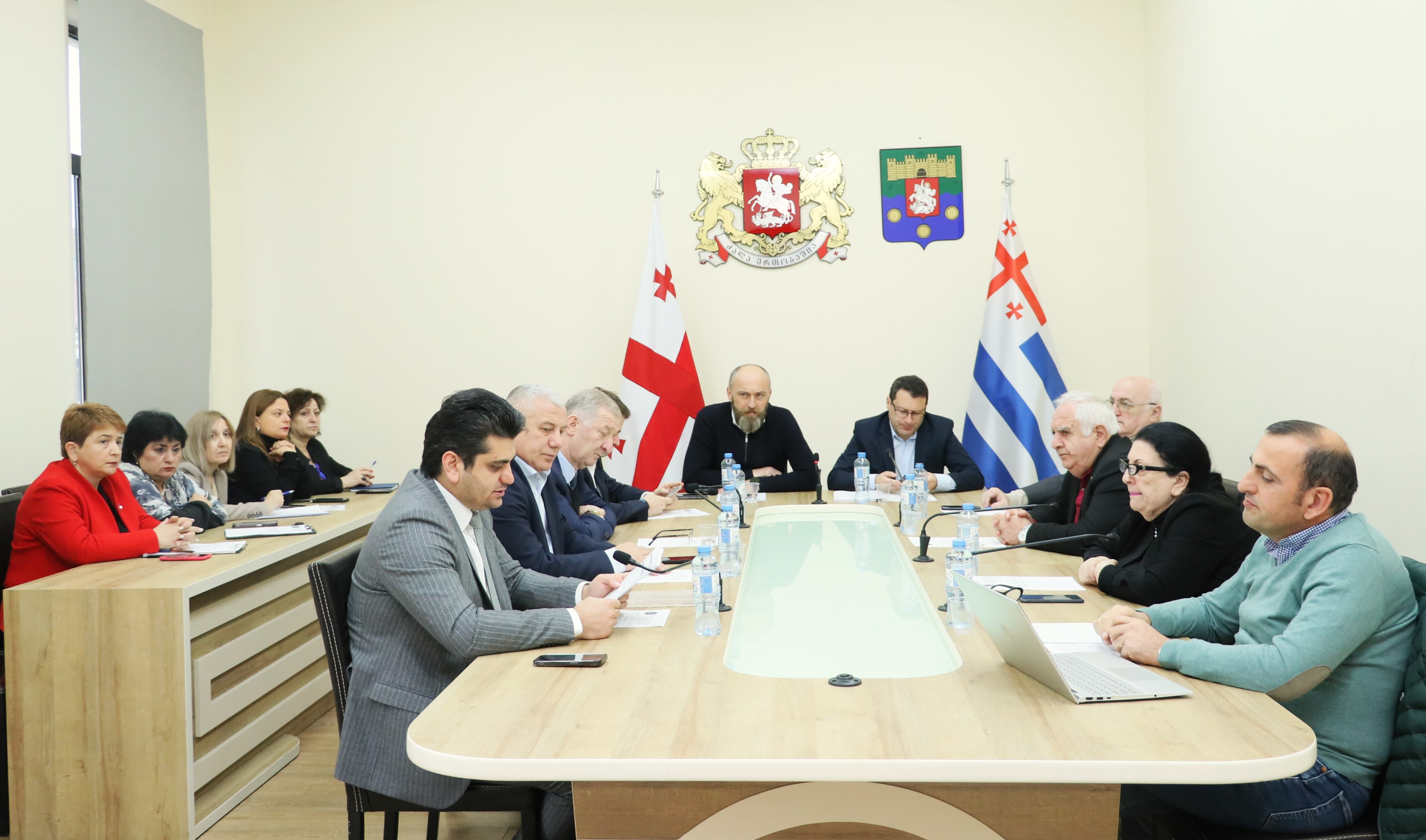 კომიტეტებმა ბიუჯეტის ცვლილებას მხარი დაუჭირეს