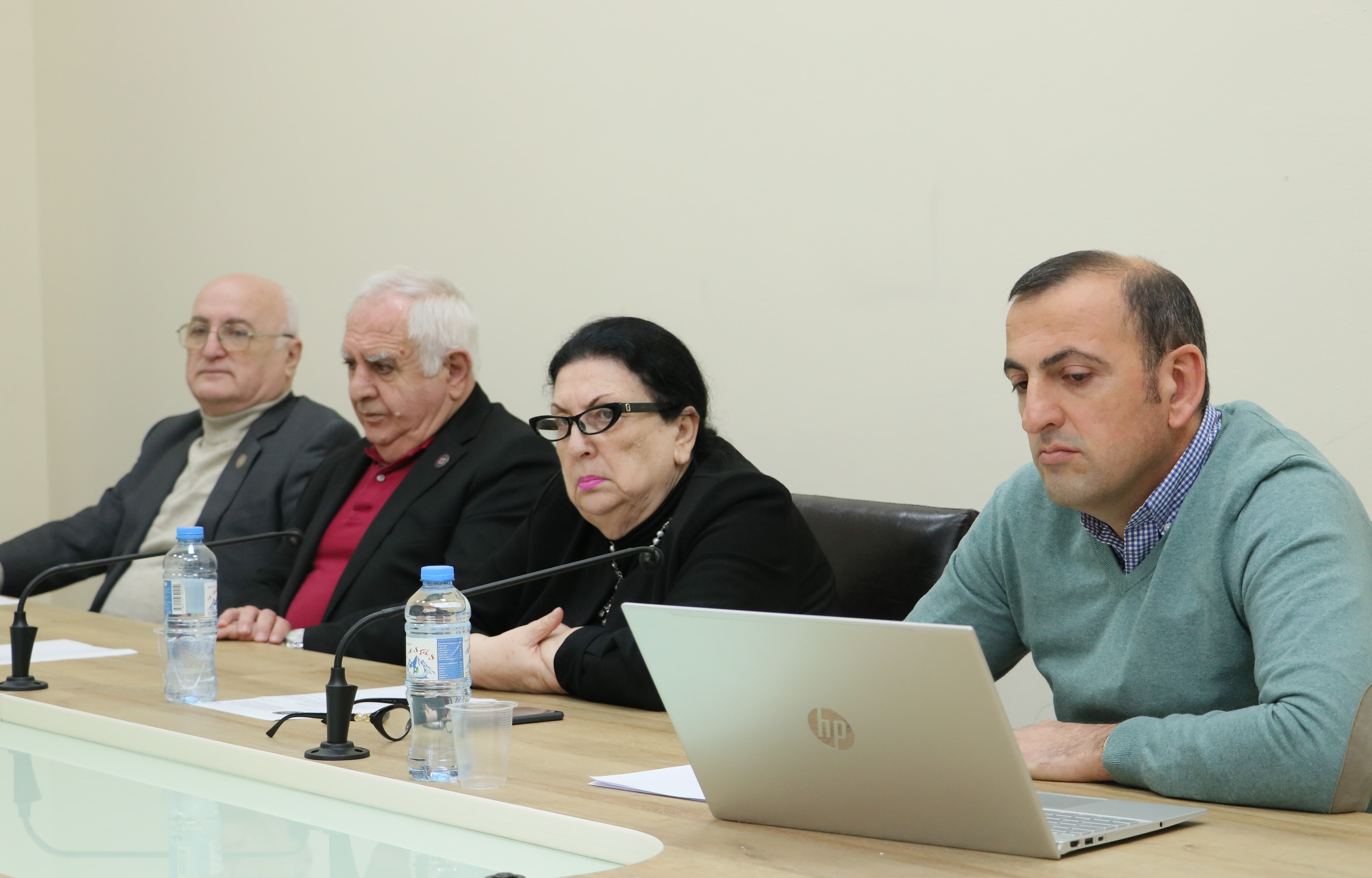 კომიტეტებმა ბიუჯეტის ცვლილებას მხარი დაუჭირეს