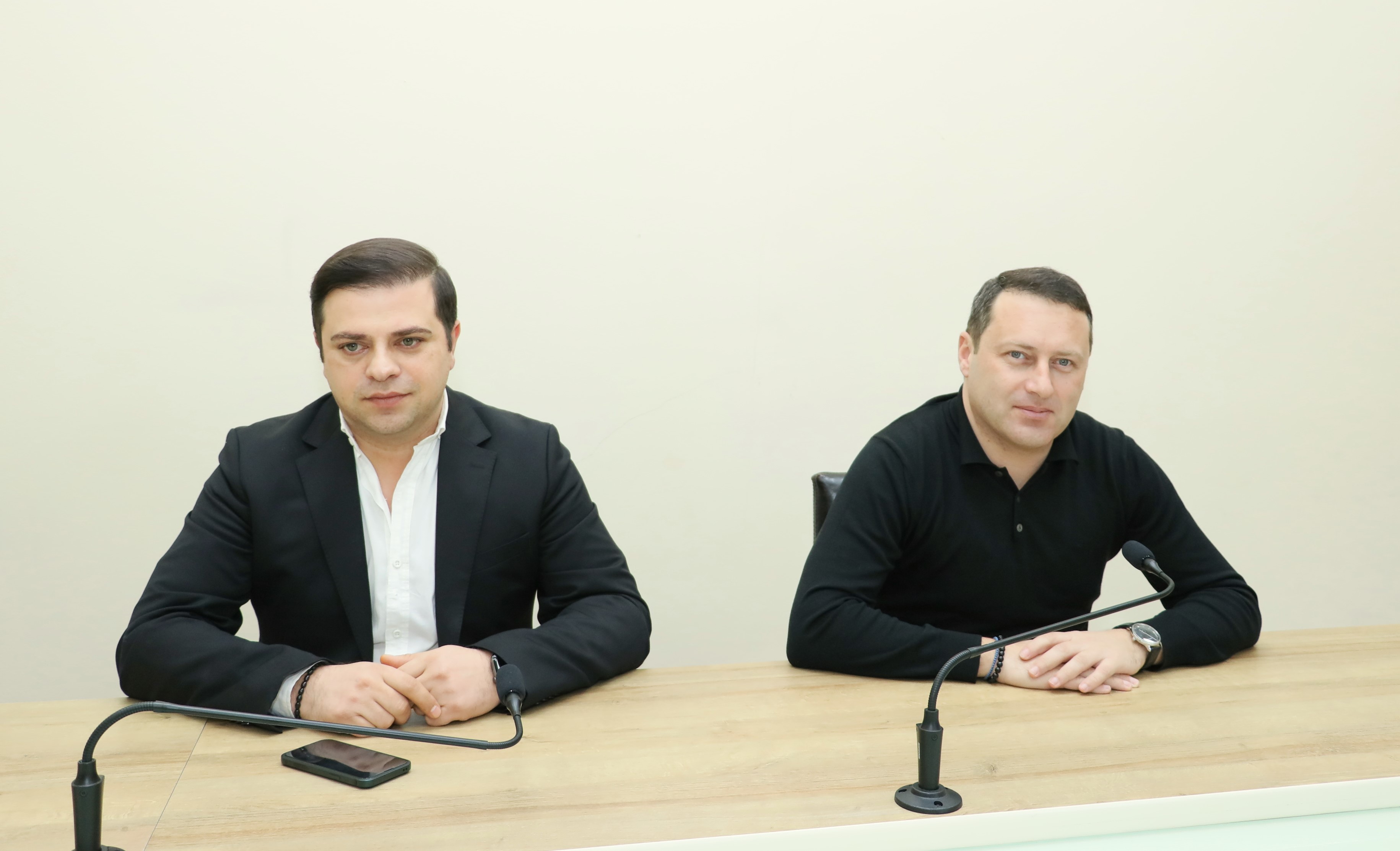 ბიუროს სხდომა