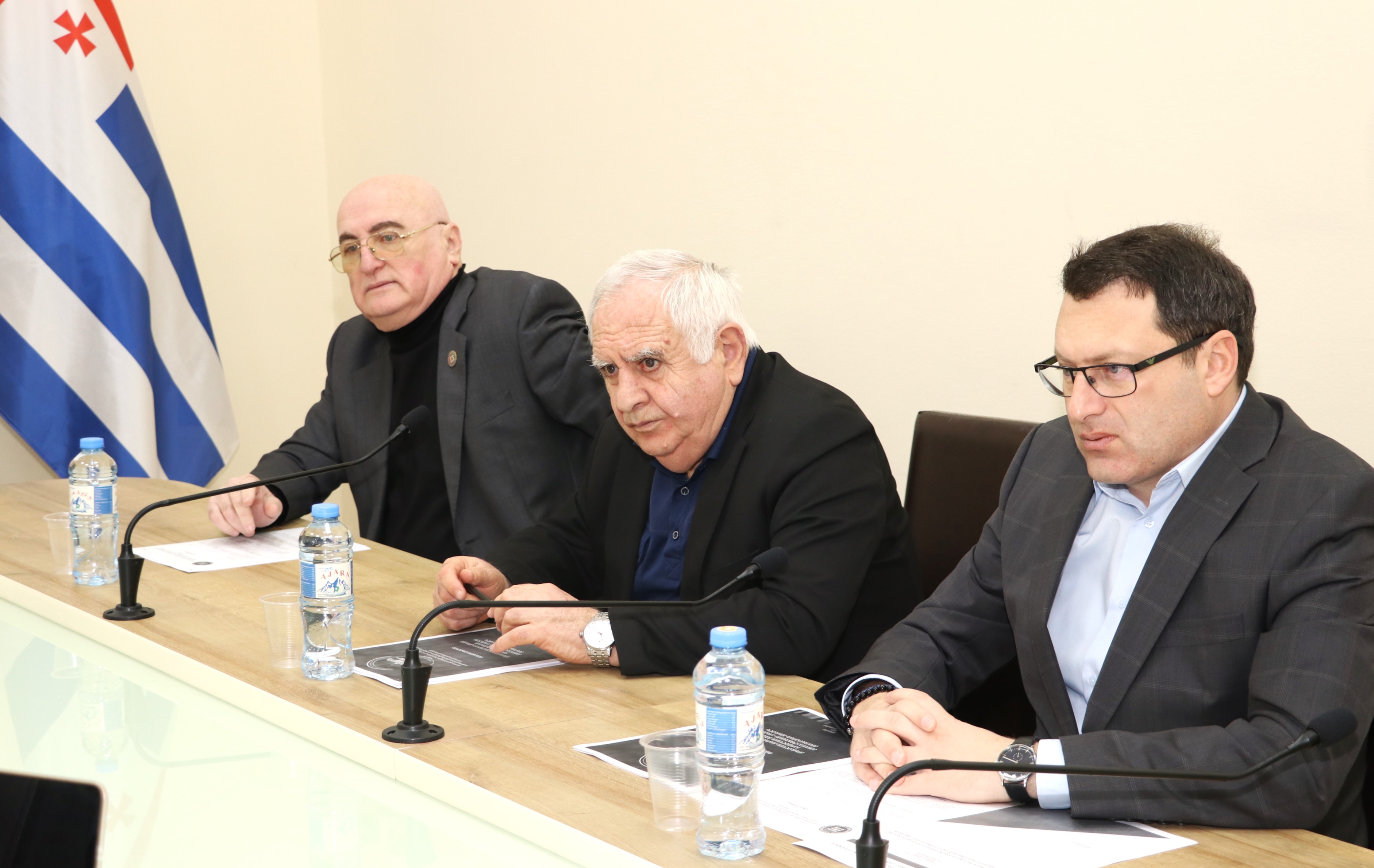 განათლების, მეცნიერების, კულტურისა და სპორტის საკითხთა კომიტეტის სხდომა