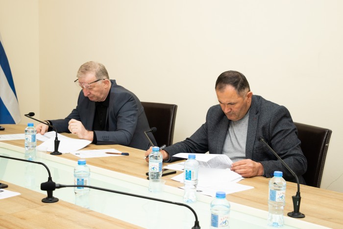 აგრარულ და გარემოს დაცვის საკითხთა კომიტეტის სხდომა