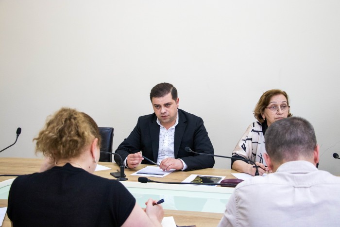 კომიტეტების სამუშაო შეხვედრა