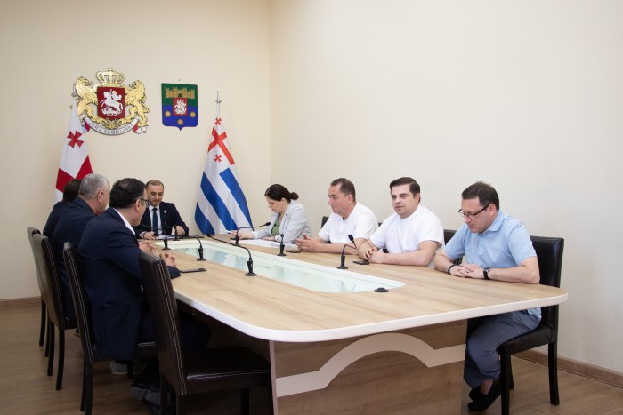 ბიუროს სხდომა