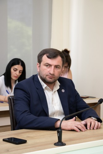 ბიუროს სხდომა