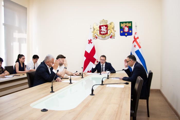 საკონსტიტუციო, იურიდიულ და საპროცედურო საკითხთა კომიტეტი საკანონმდებლო ინიციატივას იწყებს