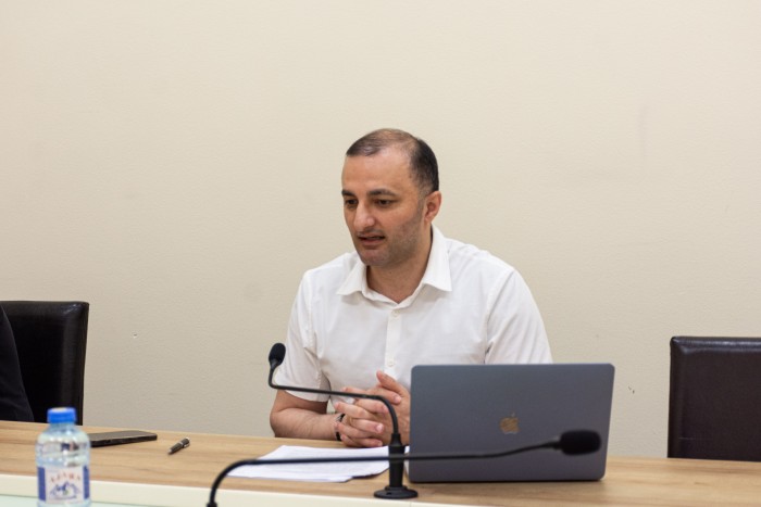 საკონსტიტუციო, იურიდიულ და საპროცედურო საკითხთა კომიტეტის სხდომა