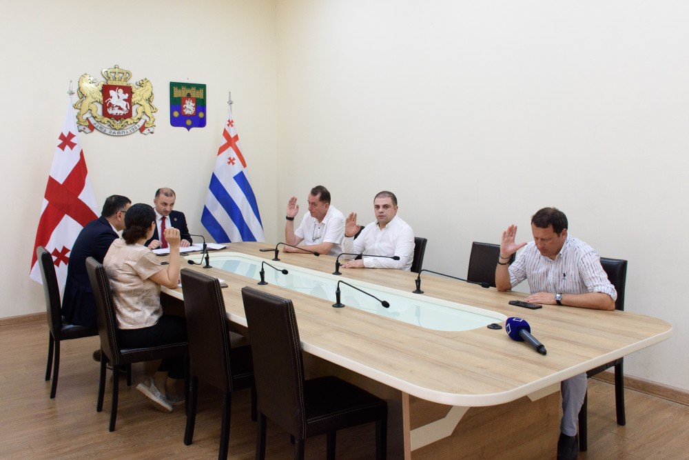 აჭარის უმაღლეს საბჭოში საშემოდგომო სესია გაიხსნა