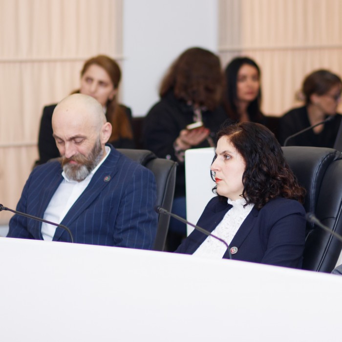 ახალარჩეული უმაღლესი საბჭოს პირველი სხდომა გაიმართა