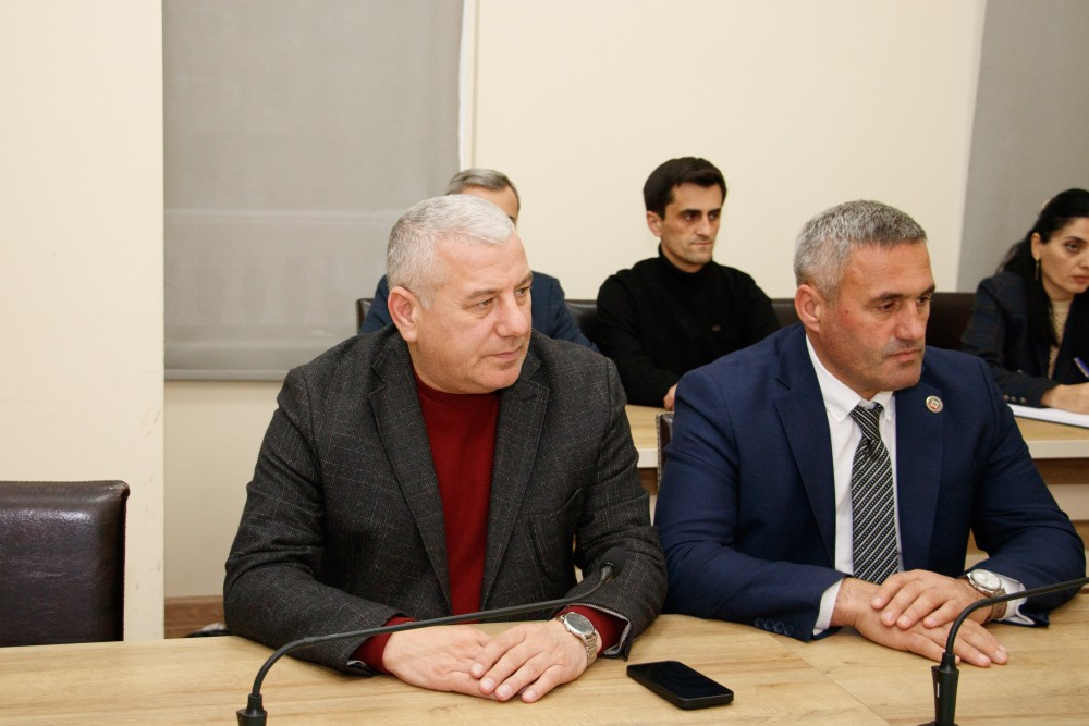 ბიუროს სხდომა