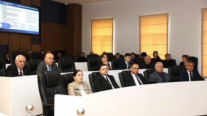 პლენარულ სხდომაზე აჭარის ჯანმრთელობისა და სოციალური დაცვის მინისტრს და უსკოს თავმჯდომარეს მოუსმინეს