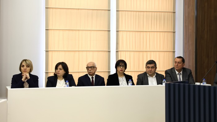 პლენარულ სხდომაზე აჭარის ჯანმრთელობისა და სოციალური დაცვის მინისტრს და უსკოს თავმჯდომარეს მოუსმინეს