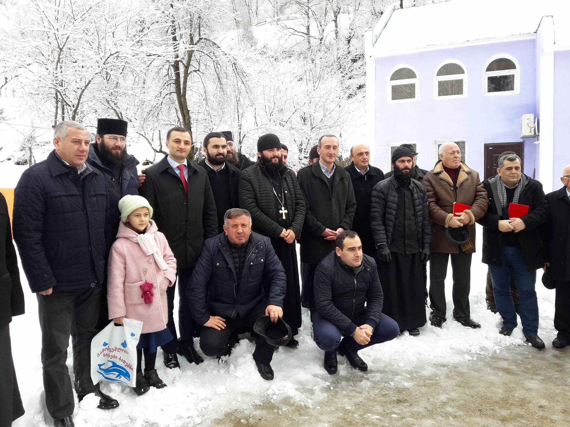 დავით გაბაიძემ ხიხაძირელებს „ტბელობა“ მიულოცა