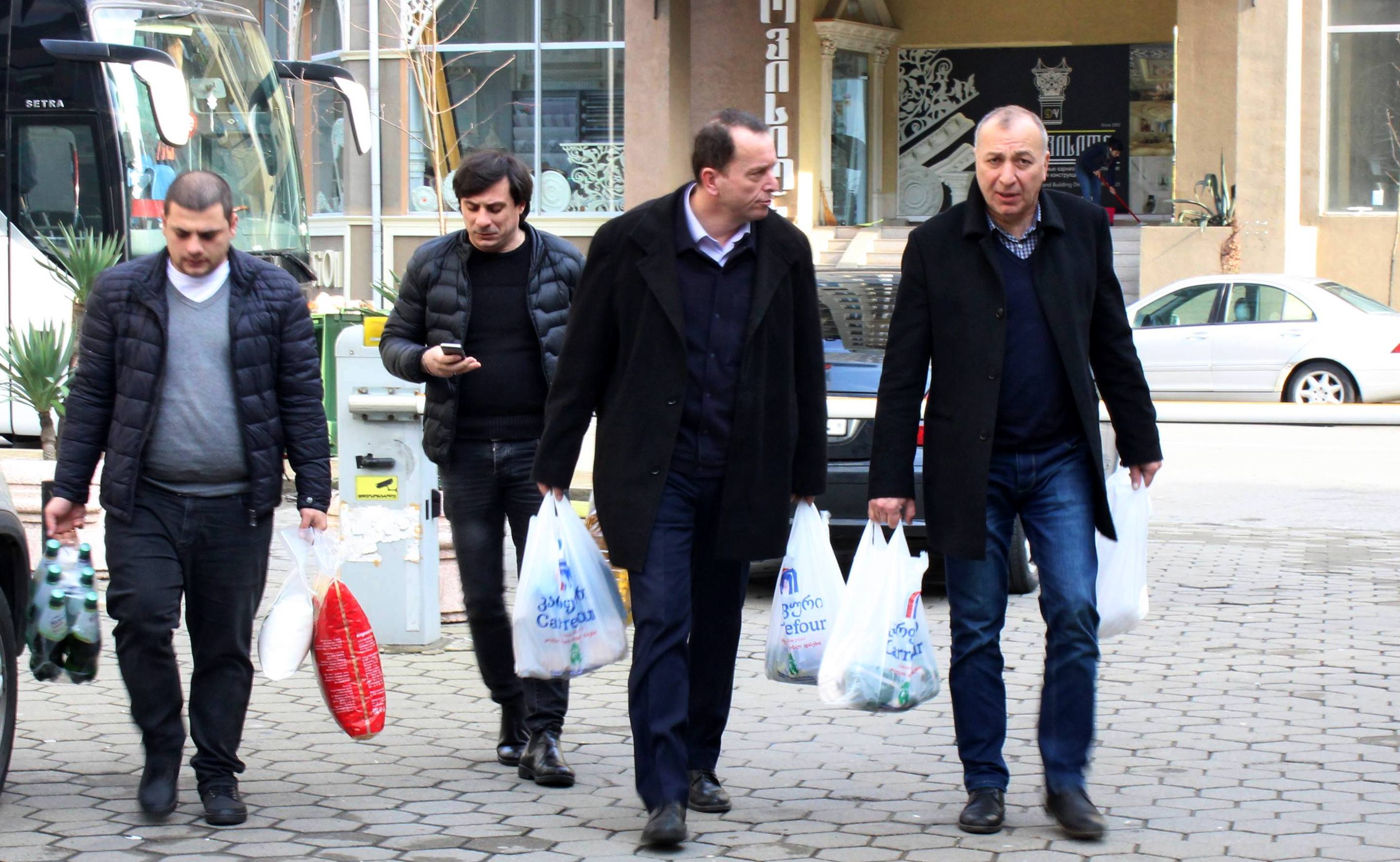 საშობაო-საახალწლო საჩუქრები მრავალშვილიანებს