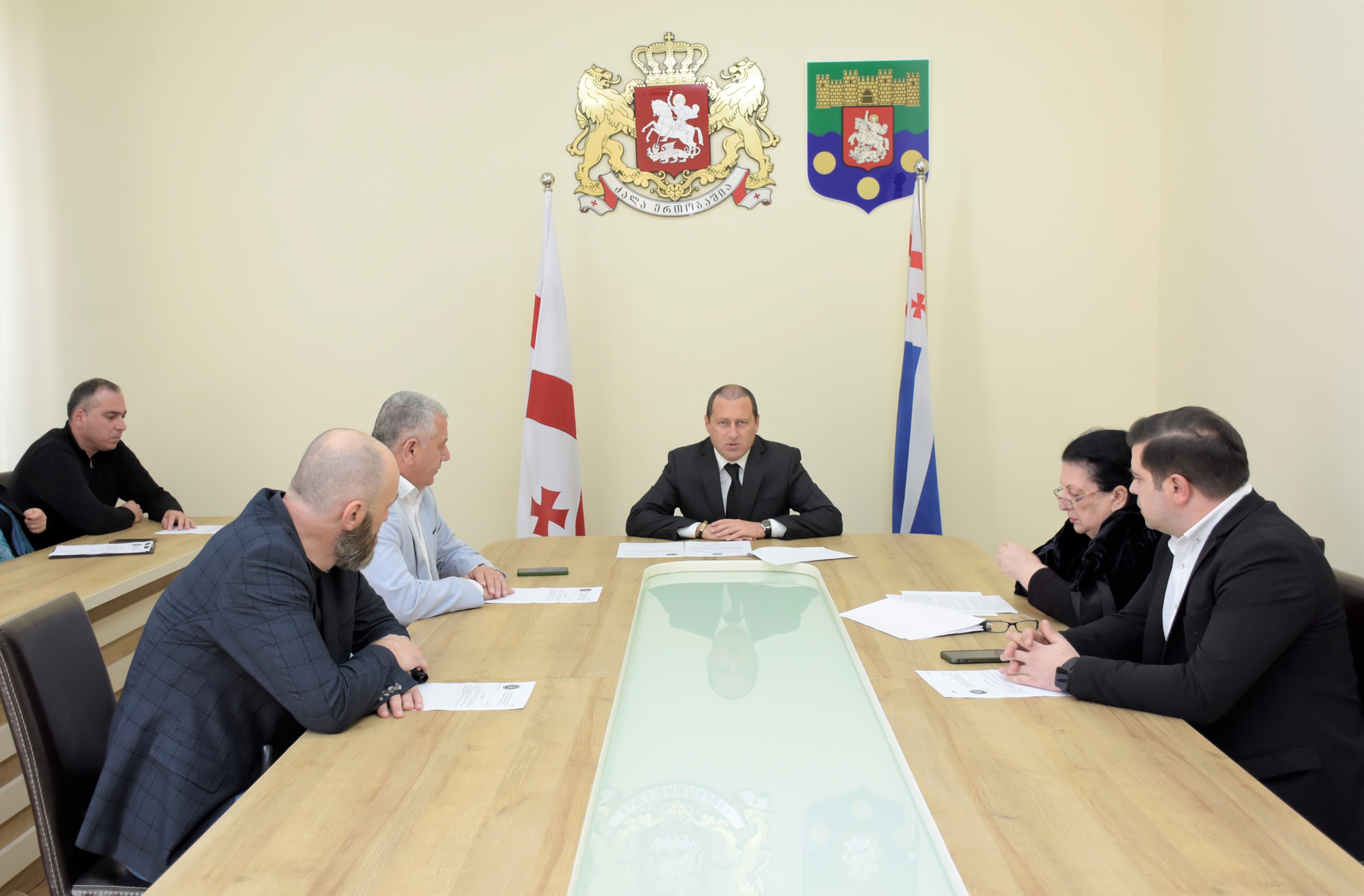  საკონსტიტუციო, იურიდიულ და საპროცედურო საკითხთა კომიტეტის სხდომა