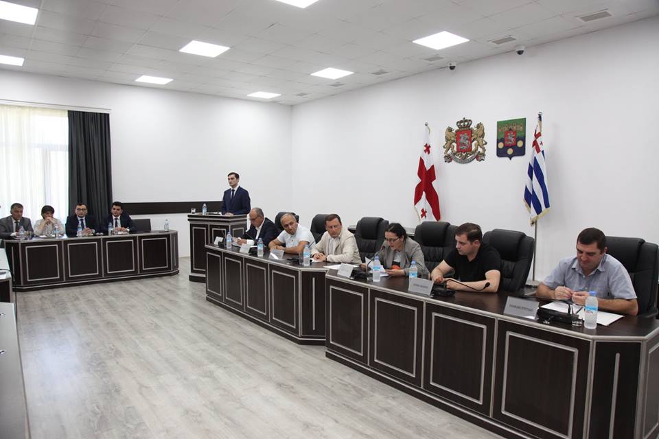 კომიტეტებმა მთავრობის თავმჯდომარისა და მინისტრობის კანდიდატებს მოუსმინეს