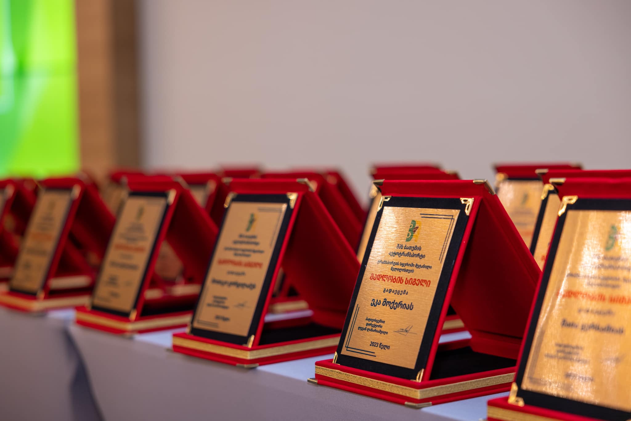 „ბათუმის ავტოტრანსპორტის“ წარმომადგენლებს პროფესიული დღე მიულოცეს