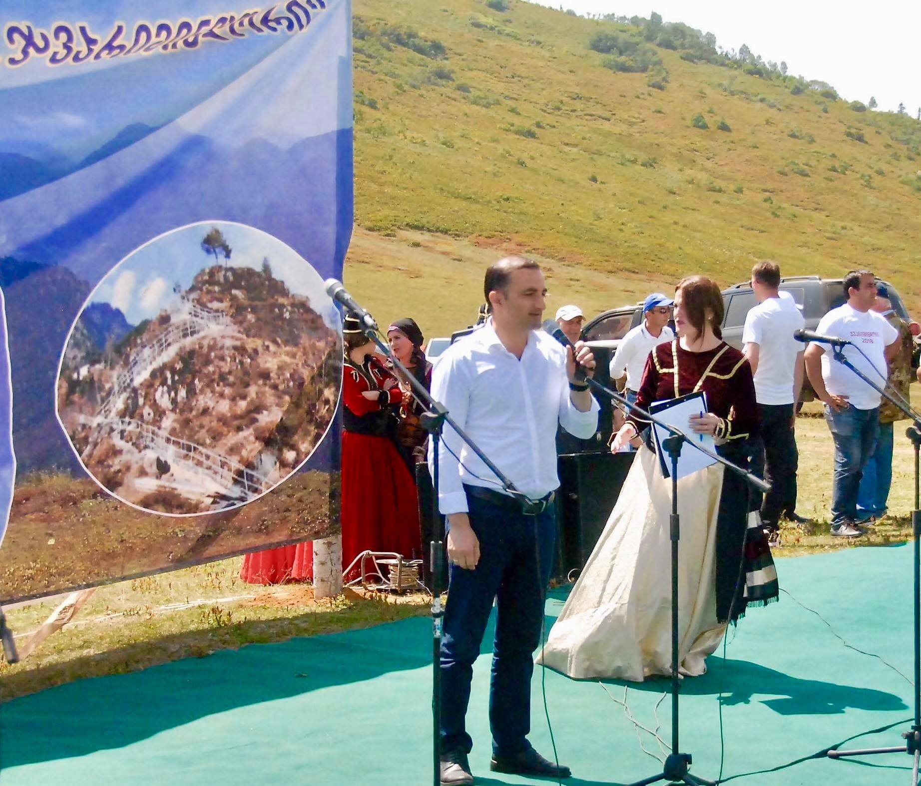 დავით გაბაიძე ფოლკლორულ ფესტივალ „ჯვარიმინდორს“დაესწრო