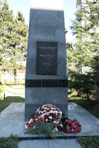 103 წელი საბჭოთა ოკუპაციიდან - ხელვაჩაურში ოკუპაციის მსხვერპლი გმირები გაიხსენეს