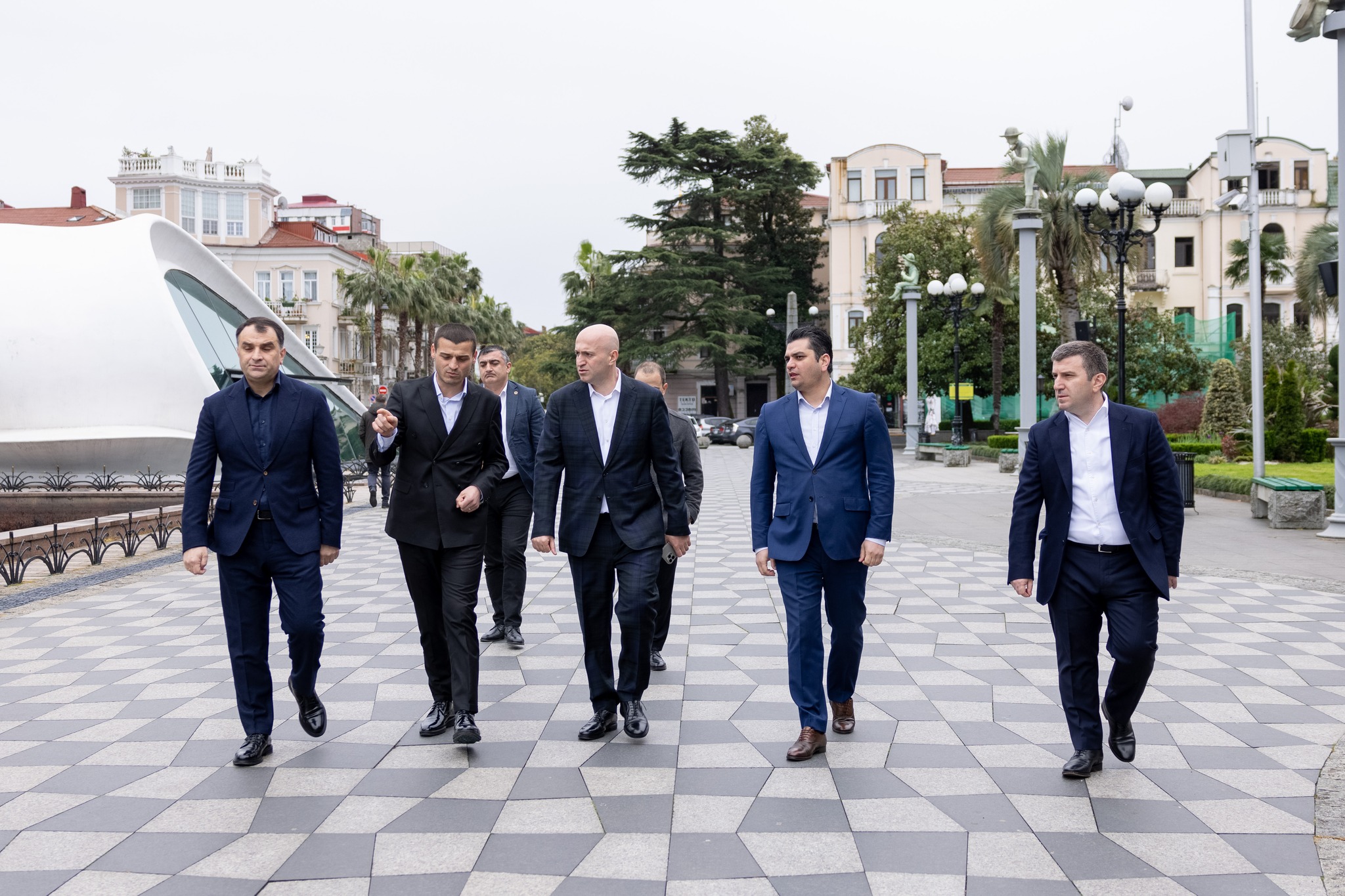 ბათუმში ინფრასტრუქტურული და სარეაბილიტაციო სამუშაოები აქტიურად მიმდინარეობს